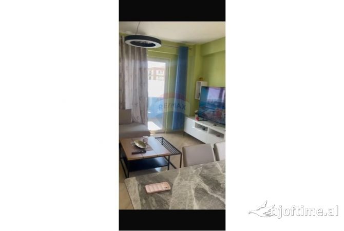 Shtepi me qera 2+1 ne Tirane - 900 Euro