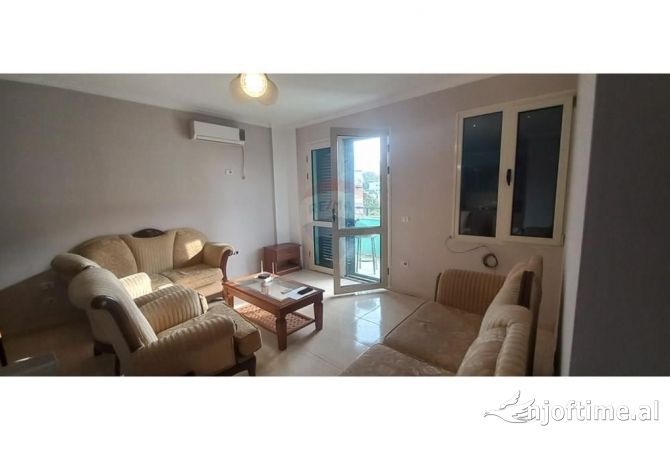 Shtepi me qera 2+1 ne Tirane - 500 Euro