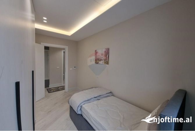 Shtepi me qera 2+1 ne Tirane - 1,500 Euro