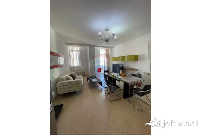 Shtepi ne shitje 2+1 ne Tirane - 150,000 Euro
