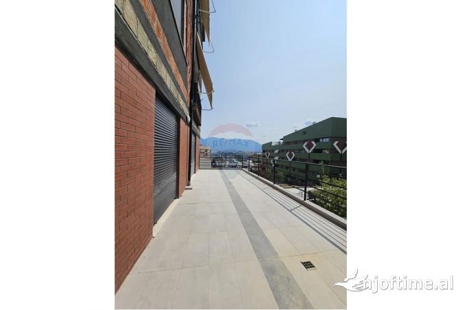 Shtepi me qera 2+1 ne Tirane - 850 Euro