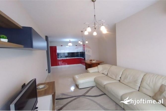 Shtepi me qera 2+1 ne Tirane - 50,000 Leke