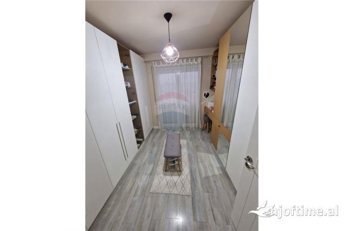 Shtepi ne shitje 3+1 ne Tirane - 287,000 Euro