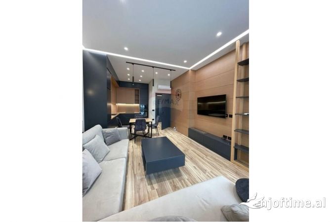 Shtepi me qera 1+1 ne Tirane - 950 Euro