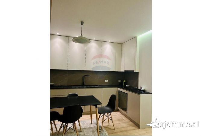 Shtepi ne shitje 1+1 ne Tirane - 165,000 Euro