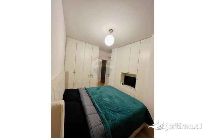 Shtepi ne shitje Apartament ne Tirane, 1+1, Mobilimi E mobiluar, Pagesa 165,000  Euro.