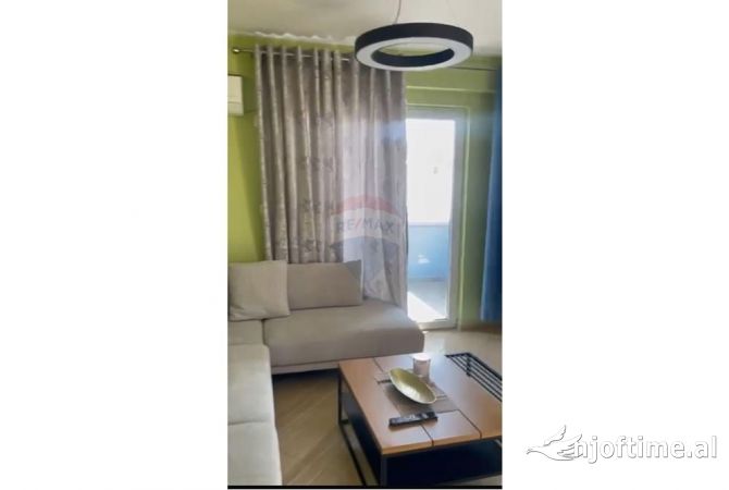 Shtepi me qera 2+1 ne Tirane - 750 Euro