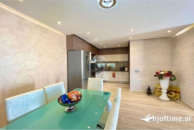 Shtepi ne shitje 3+1 ne Tirane - 270,000 Euro