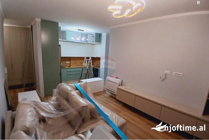 Shtepi me qera Apartament ne Tirane, 2+1, Mobilimi E mobiluar, Pagesa 650  Euro.