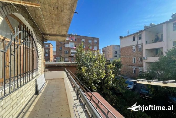 Shtepi me qera Apartament ne Tirane, 1+1, Mobilimi E mobiluar, Pagesa 450  Euro.