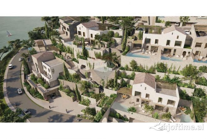 Shtepi ne shitje 2+1 ne Himare - 2,250,000 Euro
