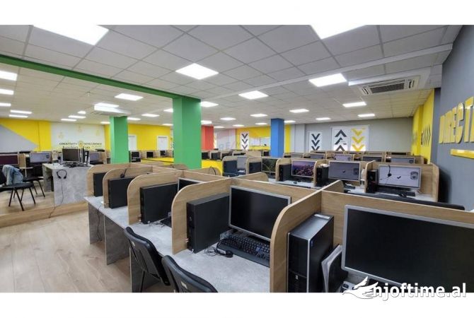 Ambient biznesi me qera 3+1 ne Tirane - 7,000 Euro