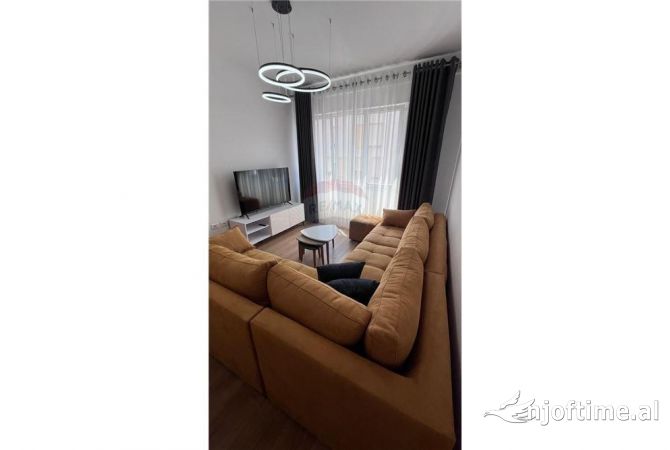 Shtepi me qera Apartament ne Tirane, 3+1, Mobilimi E mobiluar, Pagesa 85,000  Leke.