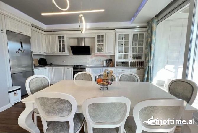 Shtepi me qera Duplex(shtepi me 2 kate) ne Tirane, 2+1, Mobilimi E mobiluar, Pagesa 1,200  Euro.