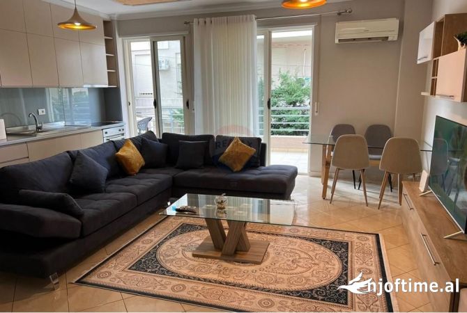 Shtepi me qera 1+1 ne Tirane - 600 Euro