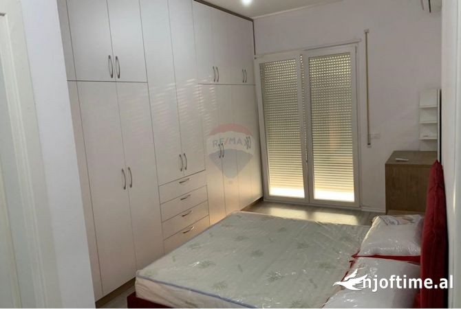 Shtepi me qera 2+1 ne Tirane - 450 Euro