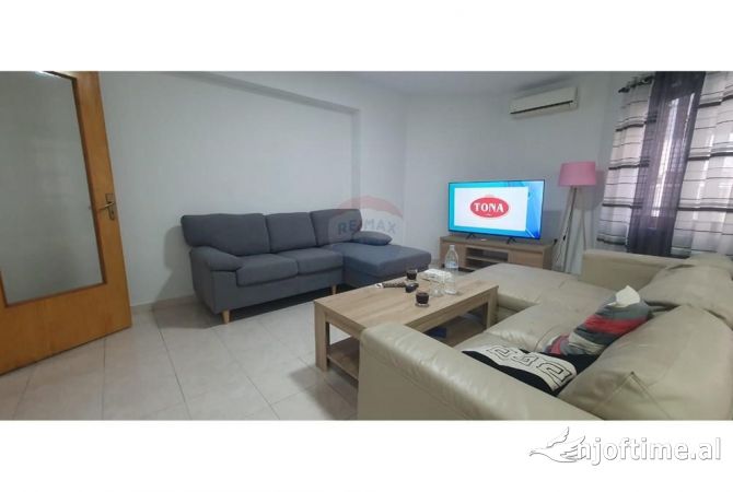 Shtepi me qera 2+1 ne Tirane - 650 Euro