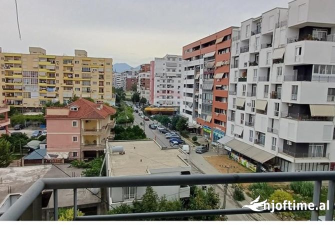Shtepi ne shitje 3+1 ne Tirane - 150,000 Euro