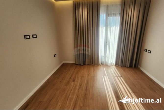Shtepi ne shitje 2+1 ne Tirane - 304,000 Euro