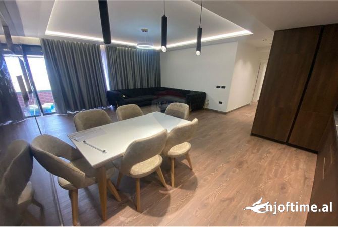 Shtepi me qera 3+1 ne Tirane - 1,000 Euro