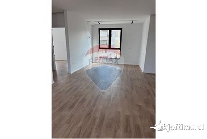 Shtepi ne shitje 2+1 ne Tirane - 310,000 Euro