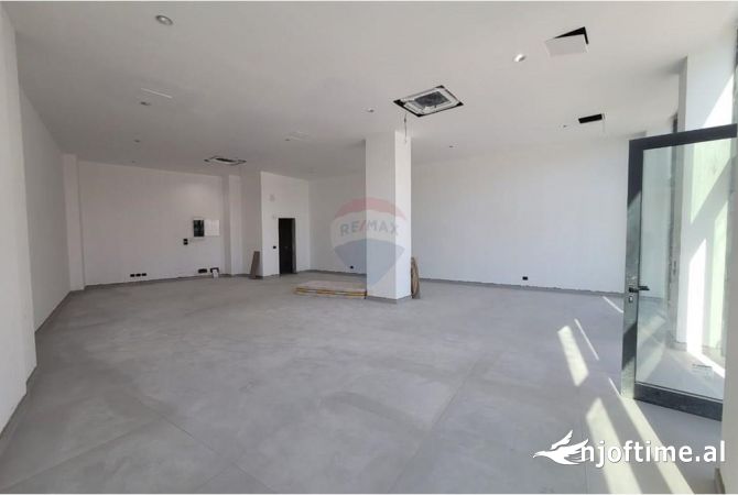 Ambient biznesi me qera 1+1 ne Tirane - 2,200 Euro