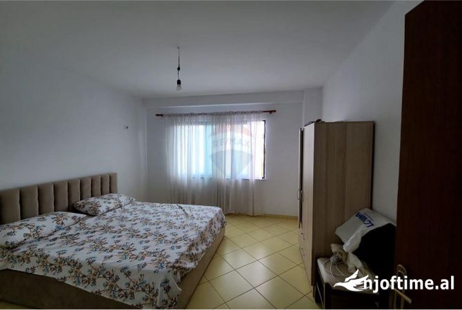 Shtepi me qera 2+1 ne Tirane - 350 Euro