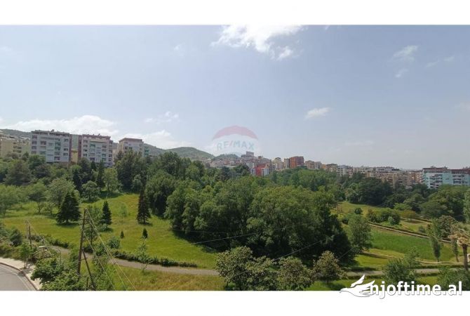 Shtepi me qera 3+1 ne Tirane - 700 Euro