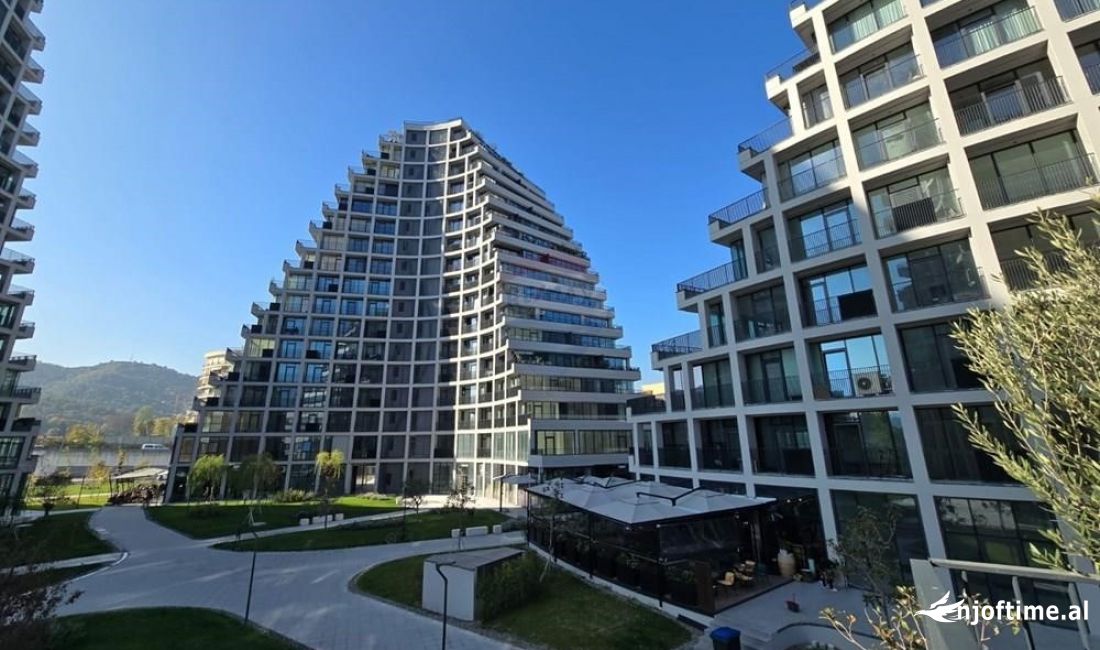 Shtepi ne shitje Apartament ne Tirane, 3+1, Mobilimi Bosh, pa mobiluar, Pagesa 759,000  Euro.