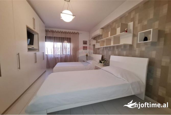Shtepi me qera 2+1 ne Tirane - 750 Euro