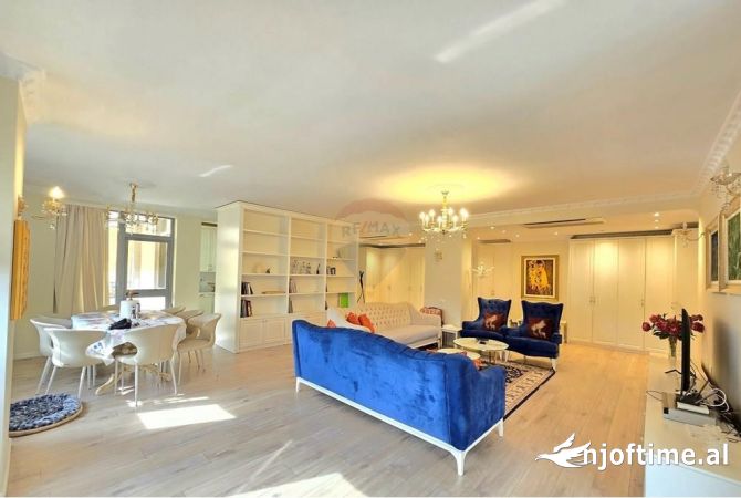 Shtepi me qera 4+1 ne Tirane - 2,800 Euro