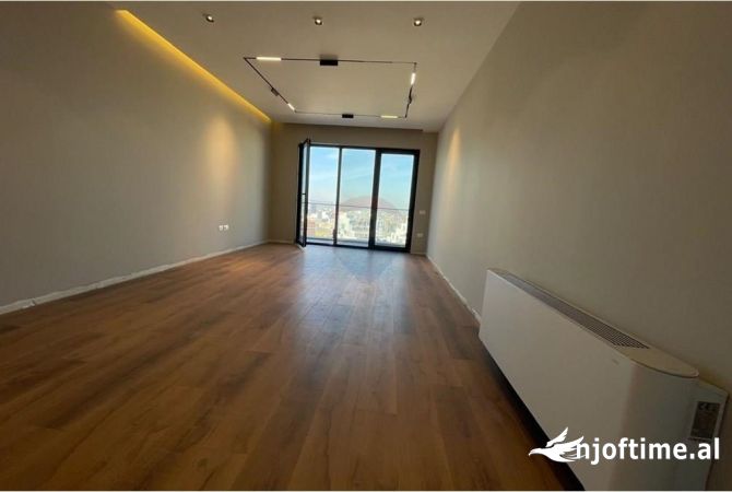 Ambient biznesi me qera 3+1 ne Tirane - 700 Euro