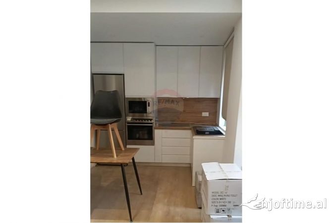 Shtepi me qera Apartament ne Tirane, 1+1, Mobilimi E mobiluar, Pagesa 700  Euro.
