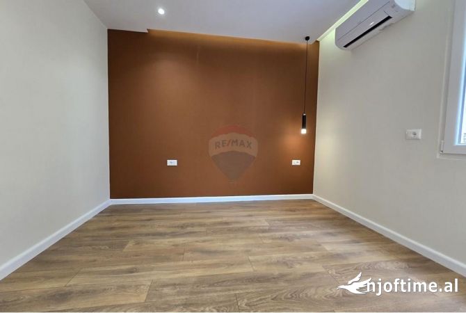 Shtepi ne shitje 1+1 ne Tirane - 139,900 Euro