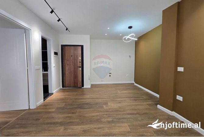 Shtepi ne shitje 1+1 ne Tirane - 109,000 Euro