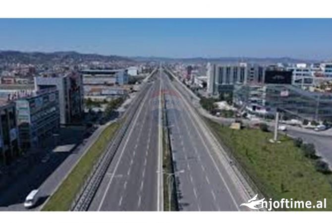 Ambient biznesi ne shitje 4+1 ne Tirane - 3,100,000 Euro