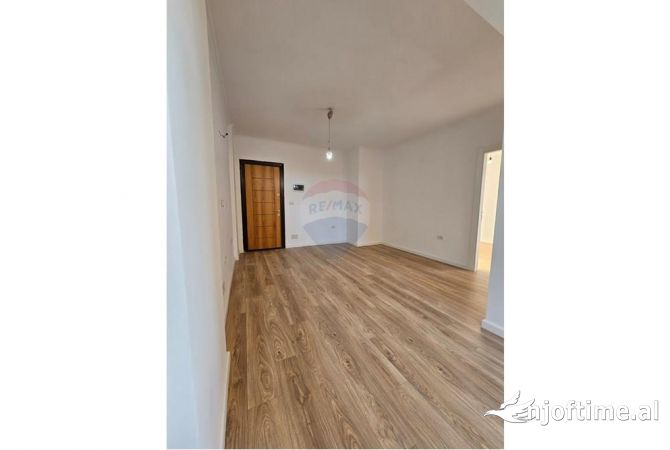 Shtepi ne shitje 1+1 ne Tirane - 132,000 Euro