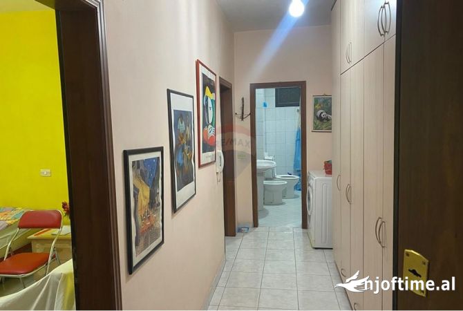 Shtepi ne shitje 1+1 ne Tirane - 130,000 Euro