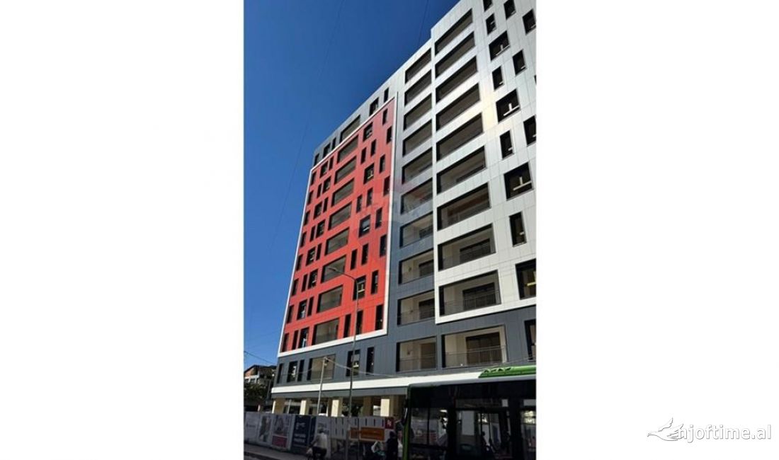 Shtepi ne shitje Apartament ne Tirane, 2+1, Mobilimi Bosh, pa mobiluar, Pagesa 219,600  Euro.