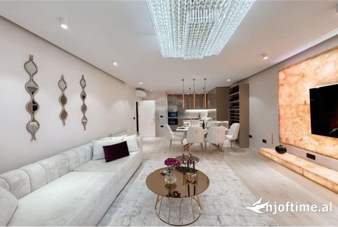 Shtepi me qera 2+1 ne Tirane - 2,000 Euro