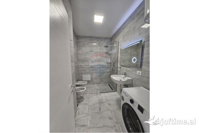 House for Rent 1+1 in Tirana - 900 Euro