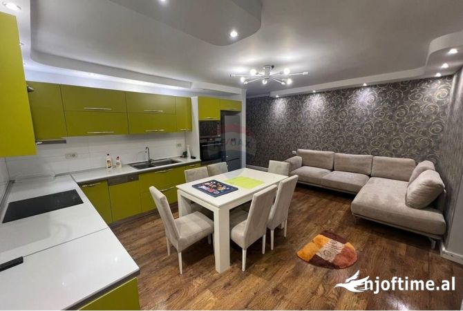 Shtepi me qera 3+1 ne Tirane - 700 Euro