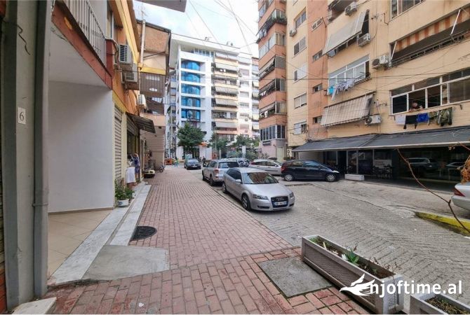 Ambient biznesi ne shitje 1+1 ne Tirane - 180,000 Euro