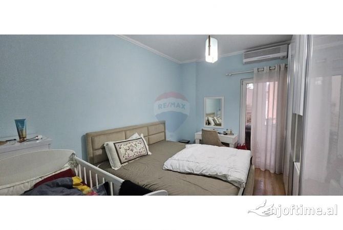 Shtepi me qera 2+1 ne Tirane - 700 Euro
