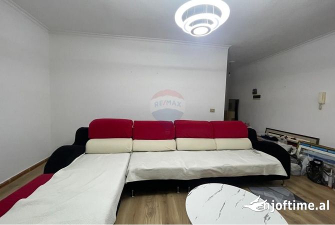 Shtepi me qera 1+1 ne Tirane - 650 Euro