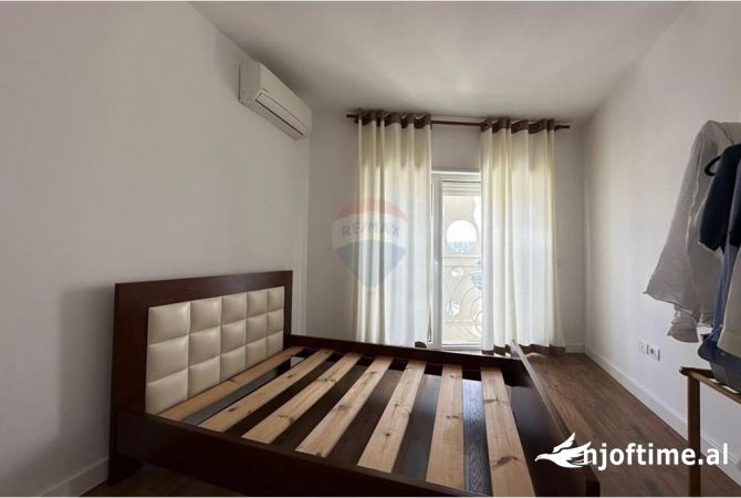 Shtepi ne shitje 3+1 ne Tirane - 370,000 Euro