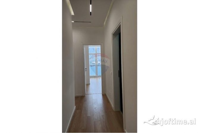 Shtepi ne shitje 2+1 ne Tirane - 325,000 Euro