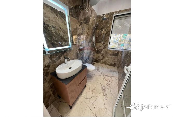 Shtepi ne shitje 1+1 ne Tirane - 135,000 Euro