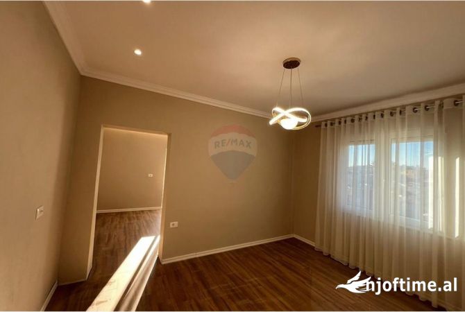 Shtepi ne shitje 1+1 ne Tirane - 125,000 Euro