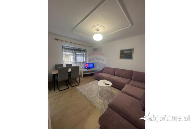 Shtepi me qera 1+1 ne Tirane - 650 Euro